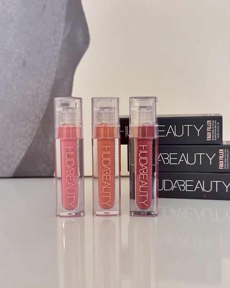 HUDA BEAUTY Faux Filler Shiny Non-Sticky Lip Gloss – Glassy | High-Shine Plumping Effect | Long-Lasting Hydrating Lip Gloss 💄
