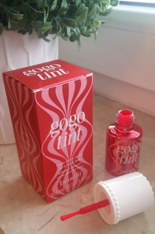 Gogo Tint Lip Balm 🌈 | Hydrating & Long-Lasting Lip Tint 💋 | Smooth & Natural Color