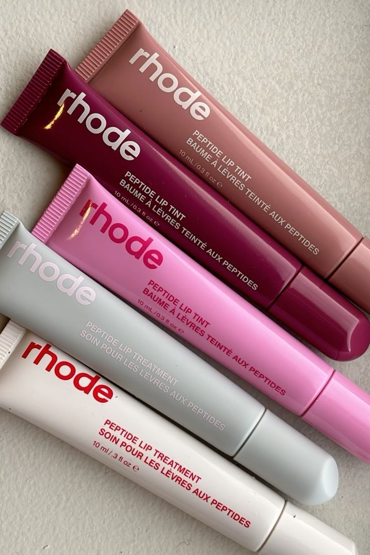 Rhode Peptide Lip Gloss | Glossy, Plumping & Ultra-Hydrating